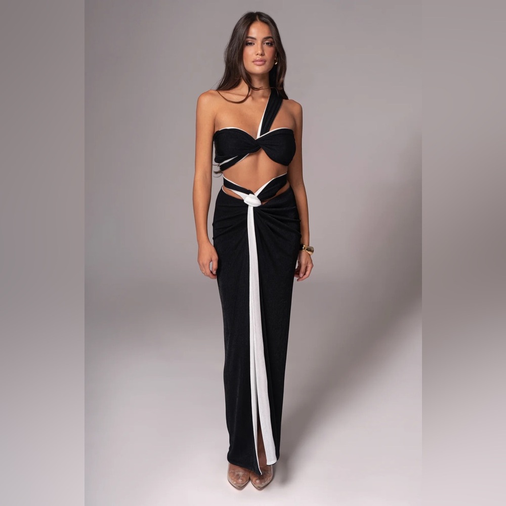 JLUXLABEL Black and White Cutout Maxi Skirt Set